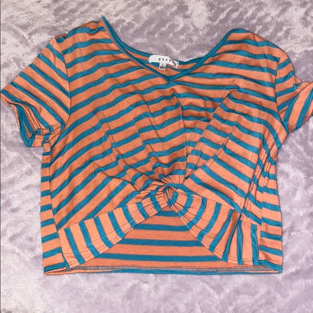 striped shirt